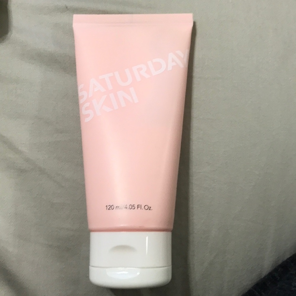 Saturday skin rise + shine gentle cleanser